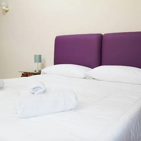 Urban Pop 2 Bed & Breakfast Catania